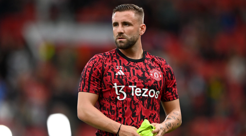 A recuperação de Luke Shaw não saiu como planejado