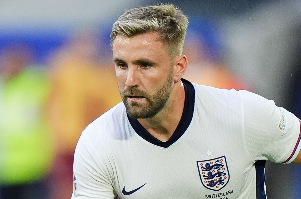 Luke Shaw perderá os primeiros jogos da Premier League devido a lesão
