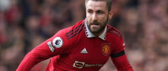 Ten Hag explica por que o Manchester United contratou Mazraoui